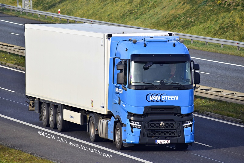 _DSC4351 Van Steen-crop-RENAULT RANGE-T EVO.JPG