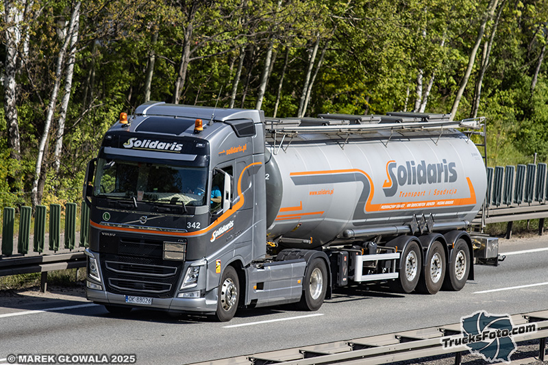 Volvo FH4 - Solidaris.jpg