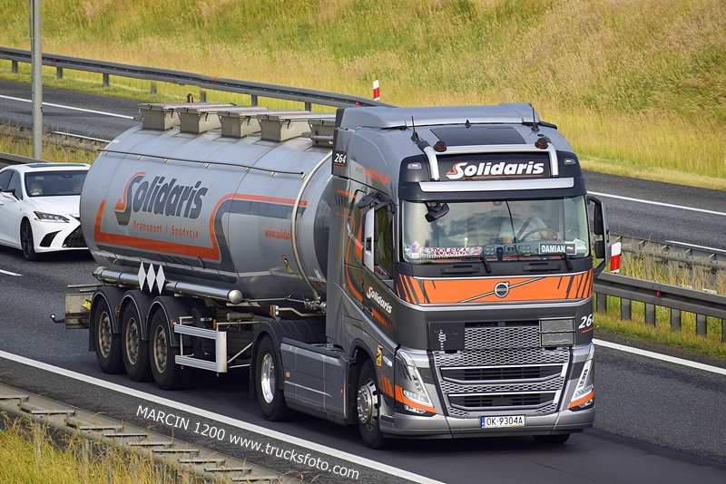 _DSC4637 SOLIDARIS-crop-VOLVO FH5.JPG