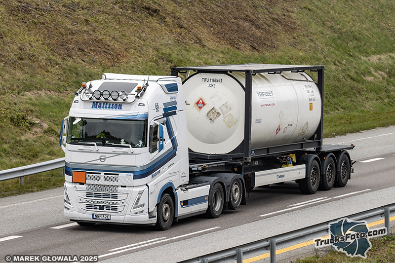 Volvo FH5 - Mattsson.jpg