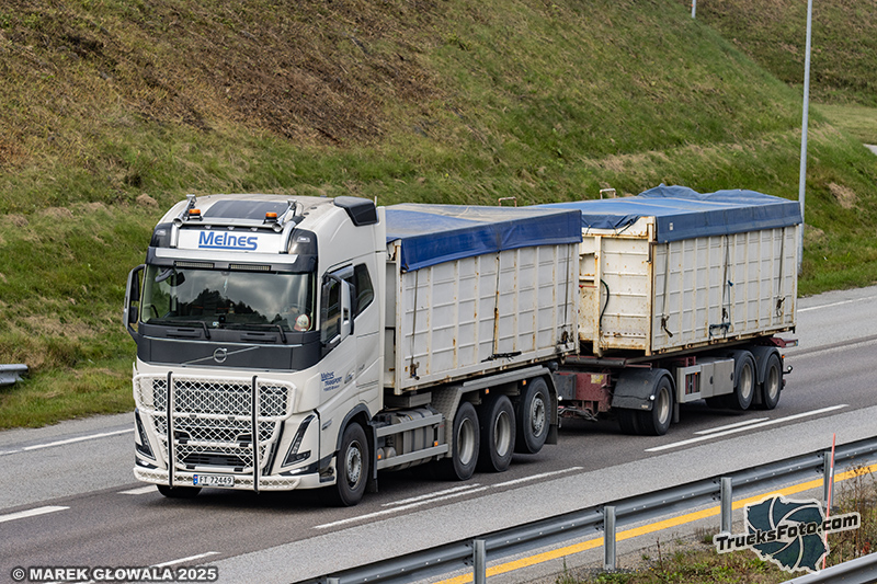 Volvo FH5 - Melnes.jpg