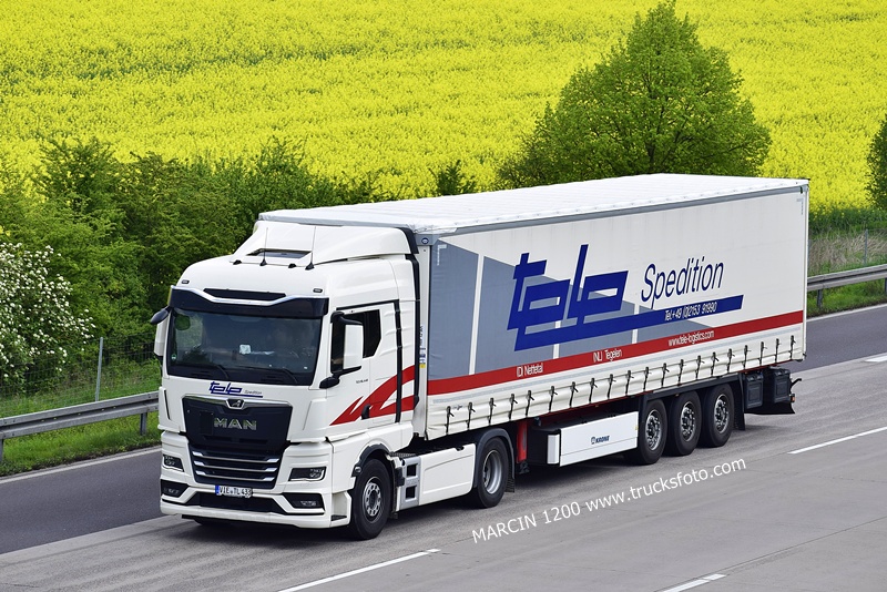 _DSC4767 TELE SPEDITION-crop-MAN TGX II.JPG