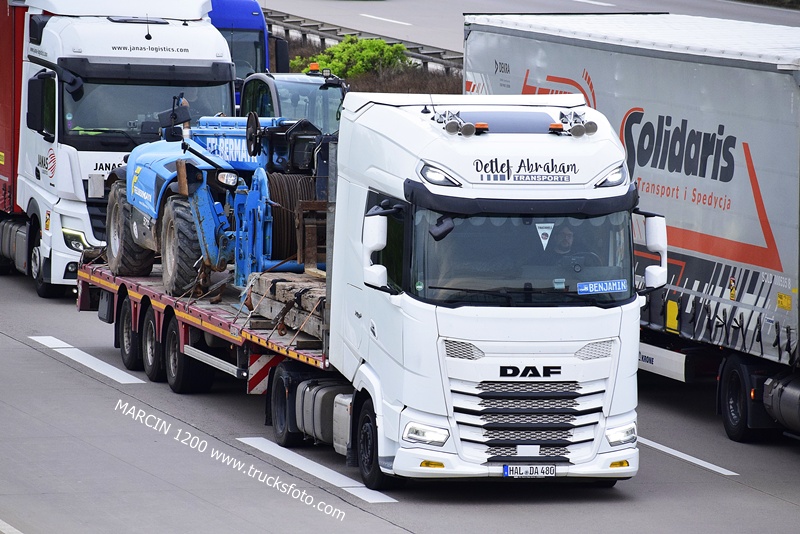 _DSC5286 DETLEF ABRAHAM-crop-DAF XG+.JPG