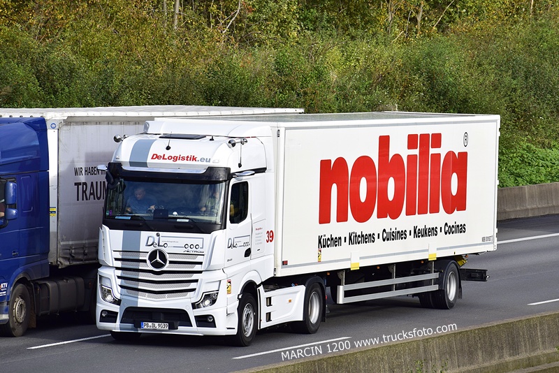 _DSC7922 DELOGISTIK-crop-ACTROS MP5.JPG