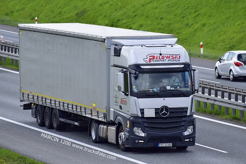 _DSC5980 PELOWSKI-crop-ACTROS MP4.JPG