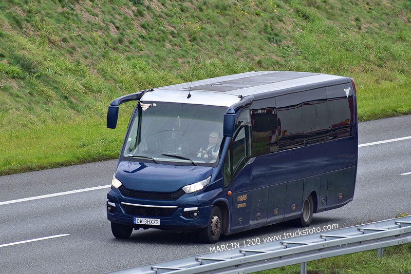 _DSC3068 AUTOBUS IVECO-crop-----.JPG