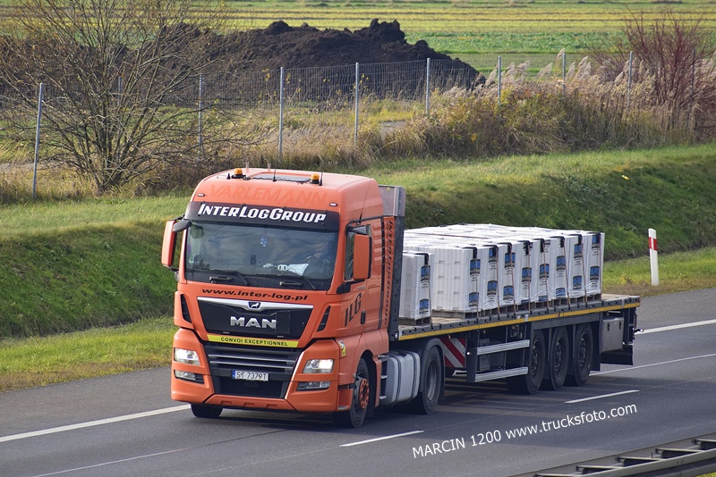 _DSC5776 INTER-LOG-crop-MAN TGX.JPG