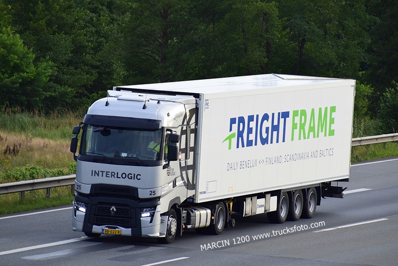 _DSC8257 INTERLOGIC-crop-RENAULT RANGE-T EVO.JPG