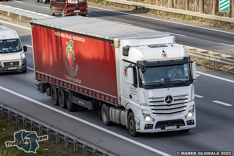 Mercedes-Benz Actros - Chojnacki.jpg