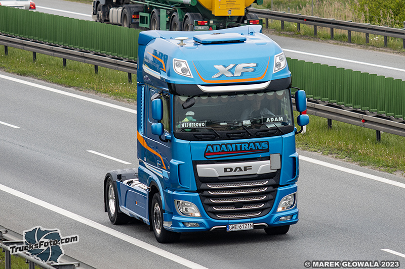 DAF XF - Adamtrans.jpg