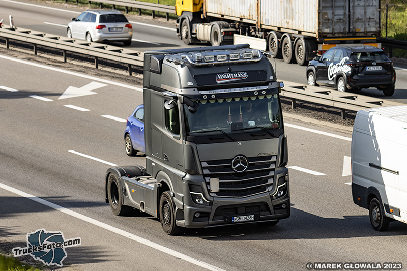 Mercedes-Benz Actros L DriverExtent+ Adamtrans.jpg