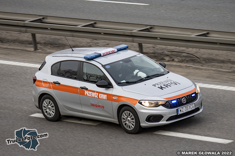 Fiat Tipo Przewóz Krwi Triomed.jpg