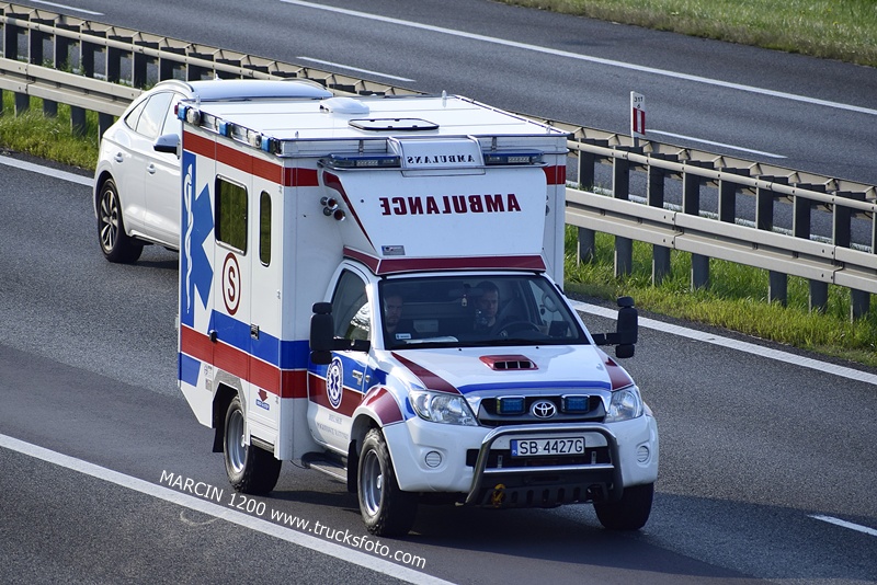 _DSC6687 POGOTOWIE-crop-TOYOTA.JPG