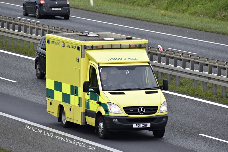 _DSC3161 POGOTOWIE-crop-MERCEDES SPRINTER.JPG