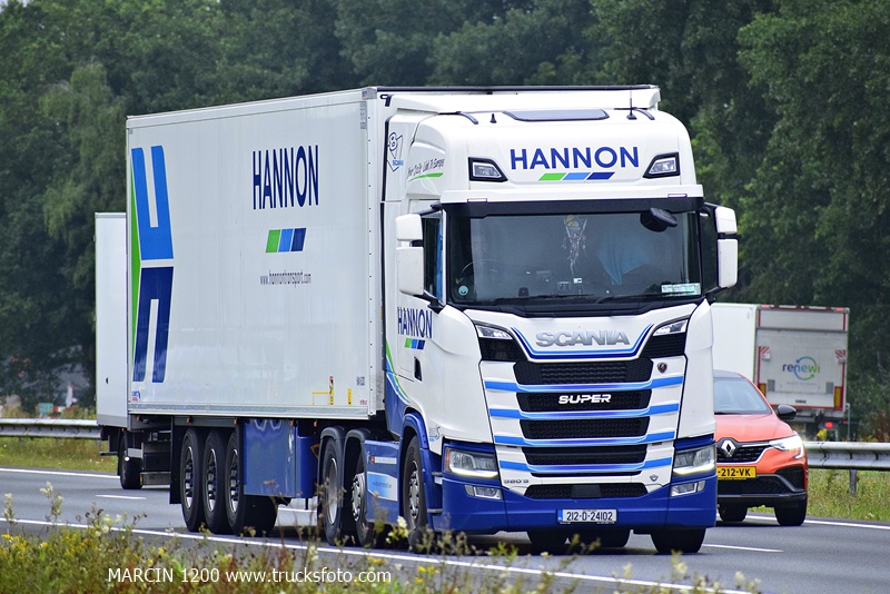 _DSC9674 HANNON-crop-SCANIA S560.JPG