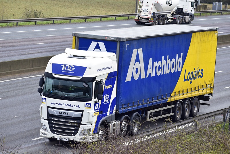 _DSC0249-crop-Archbold Logistics-DAF XF 106 II.JPG