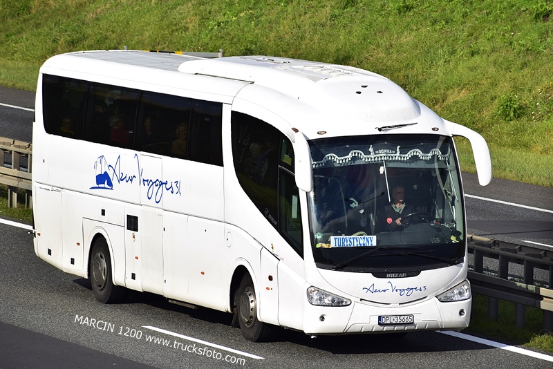 _DSC3122 AUTOBUS IRIZAR-crop-AZUR VOYAGES.JPG