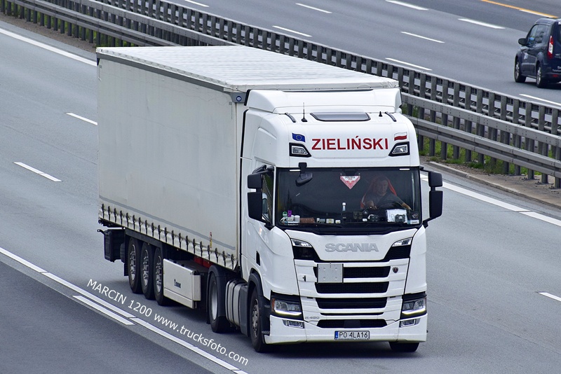 _DSC6409 ZIELIŃSKI-crop-SCANIA R450 NG.JPG