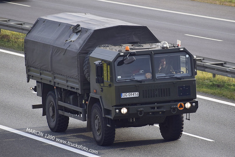 _DSC5616 WOJSKO PL-crop-Jelcz.JPG