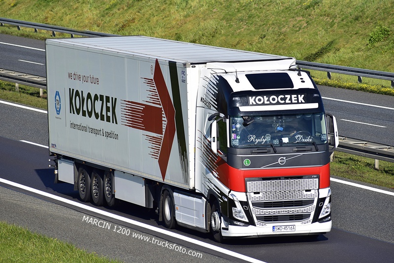 _DSC3594 KOŁOCZEK-crop-VOLVO FH5.JPG