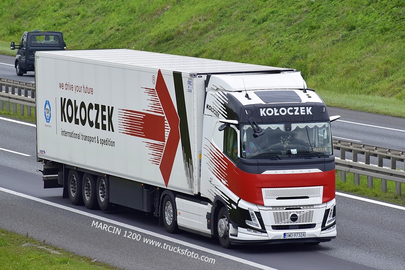 _DSC3237 KOŁOCZEK-crop-VOLVO FH AERO.JPG
