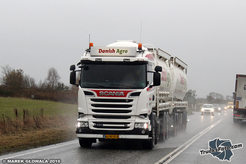 Scania R520 V8 - Danish Agro.jpg