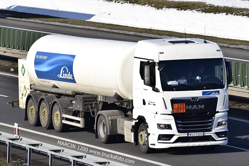 POLTRANS SIEDLCE-crop-MAN TGX II.JPG