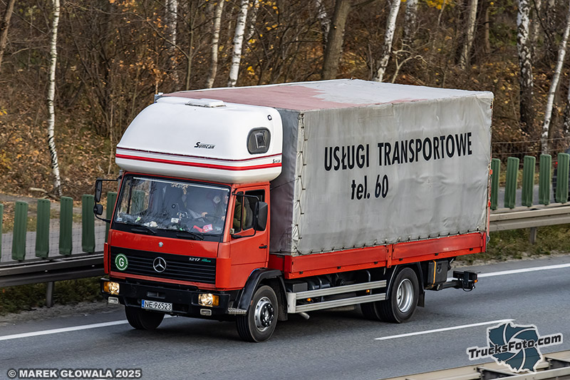 Mercedes-Benz LK 1217.jpg