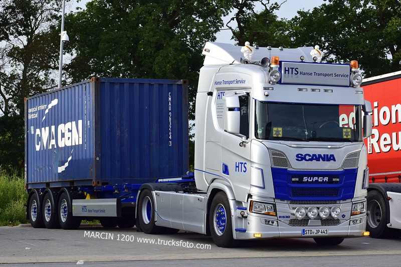 _DSC0986 HTS HANSE TRANSPORT SERVICE-crop-SCANIA R530 V8 NG.JPG