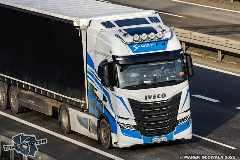 Iveco S-Way 530.jpg