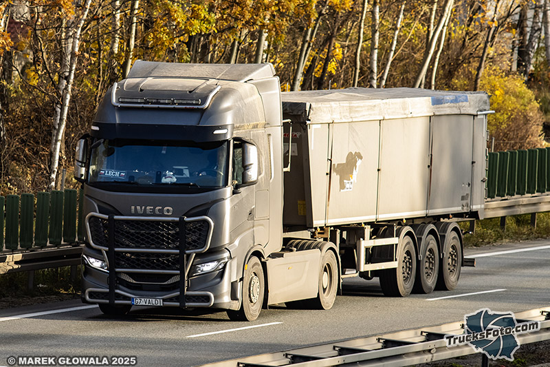 Iveco S-Way Valdi.jpg