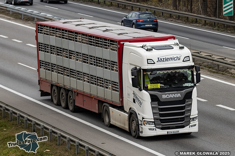 Scania 460S Super - Jazienicki.jpg