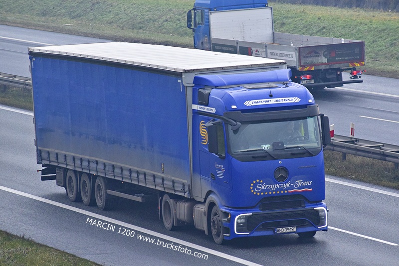 _DSC6575 Skrzypczyk-Trans-crop-ActrosL ProCabin.JPG