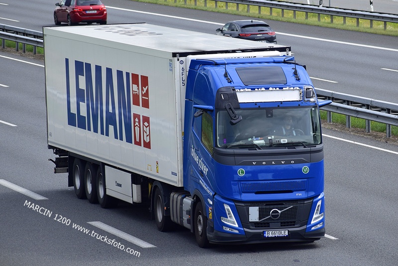 _DSC8955 BLUE RIVER-crop-LEMAN-VOLVO FH AERO.JPG