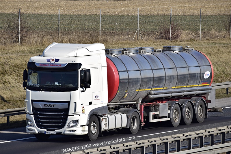 _DSC2698 ADAMCZYK-crop-DAF XF106 II.JPG