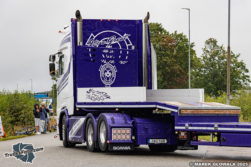 Scania Anders Jau16r.jpg