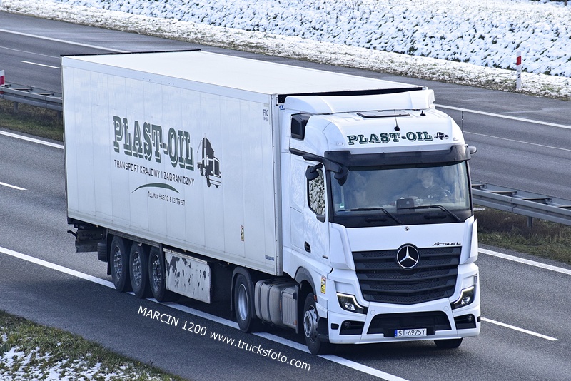 _DSC6257 PLAST-OIL-crop-ActrosL mp5.JPG