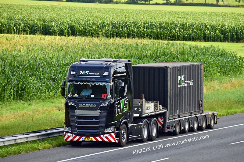 _DSC1130 HLS ALMELO-crop-SCANIA S530 V8.JPG