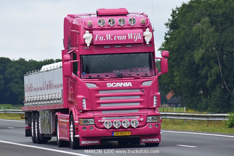 _DSC0006 Fa. W. van Wijk-crop-SCANIA R500 V8.JPG