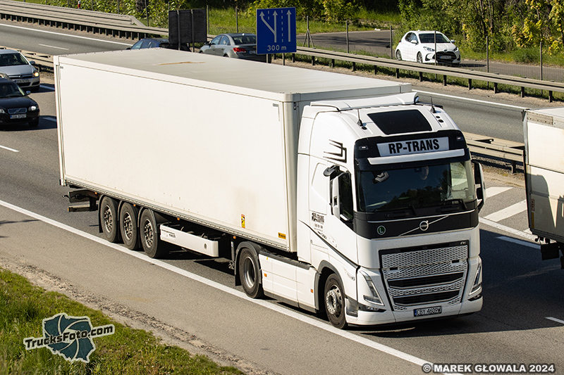 Volvo FH5 - RP-Trans.jpg
