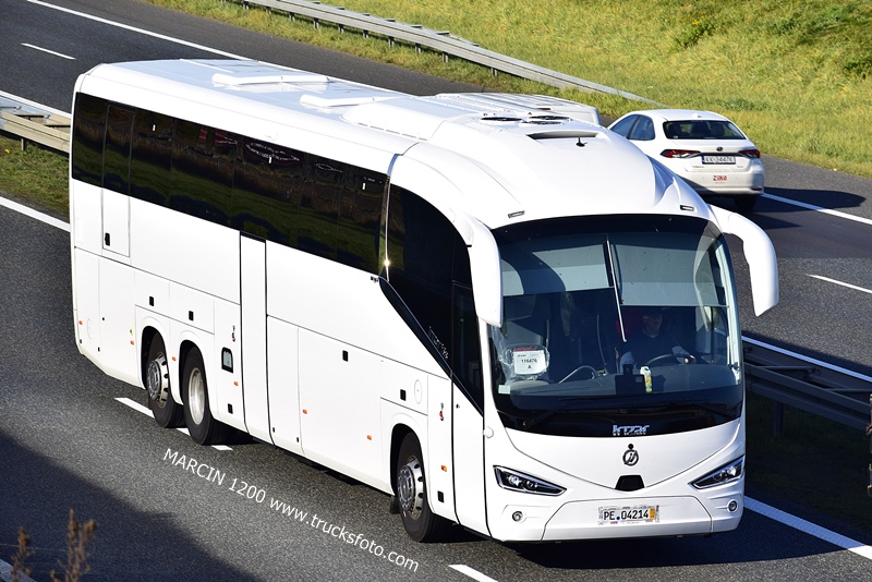 _DSC3982 AUTOBUS IRIZAR-crop-----.JPG