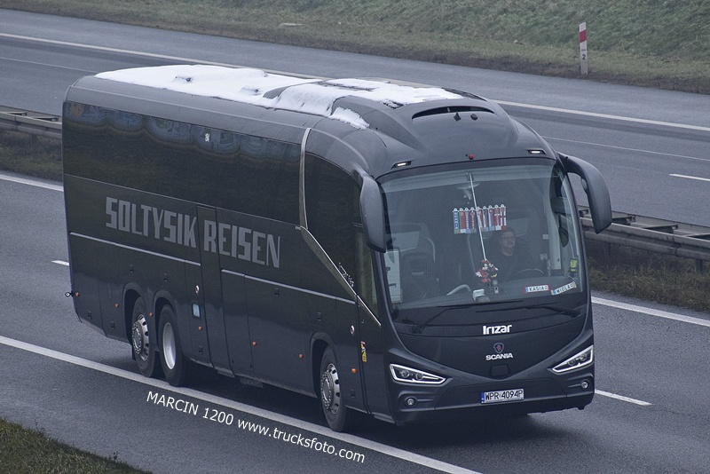 _DSC6485 IRIZAR-crop-SOLTYSIK REISEN.JPG