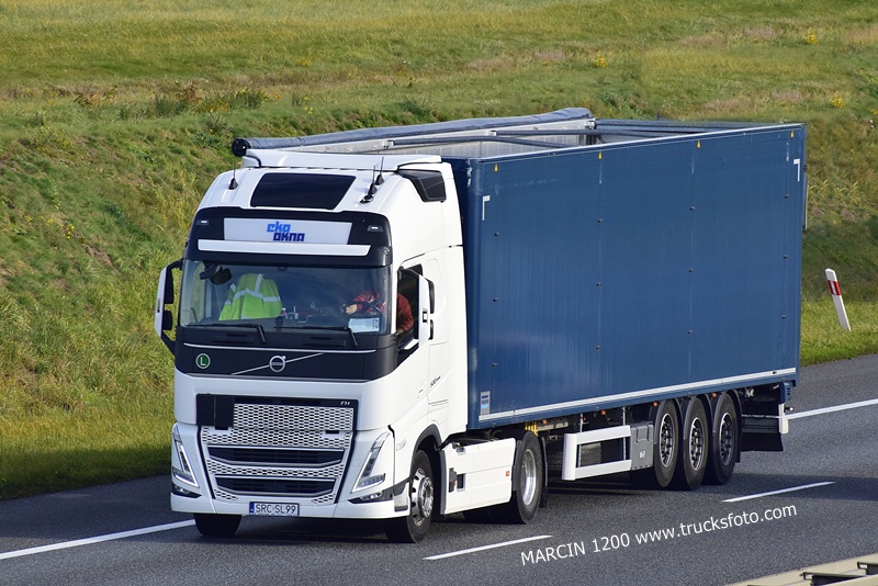 _DSC4627 EKO OKNA-crop-VOLVO FH5.JPG