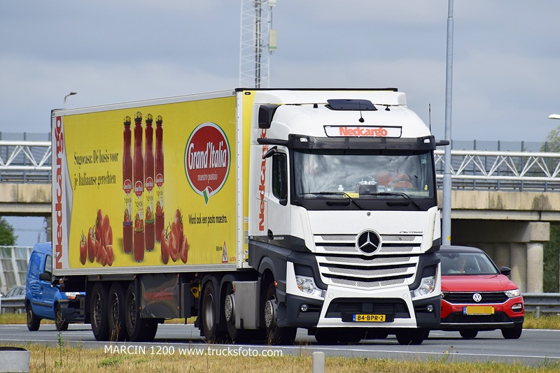 _DSC6819 NEDCARGO-crop-ACTROS MP5.JPG