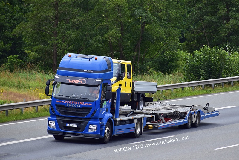 _DSC9098 VEGA-crop-IVECO STRALIS.JPG
