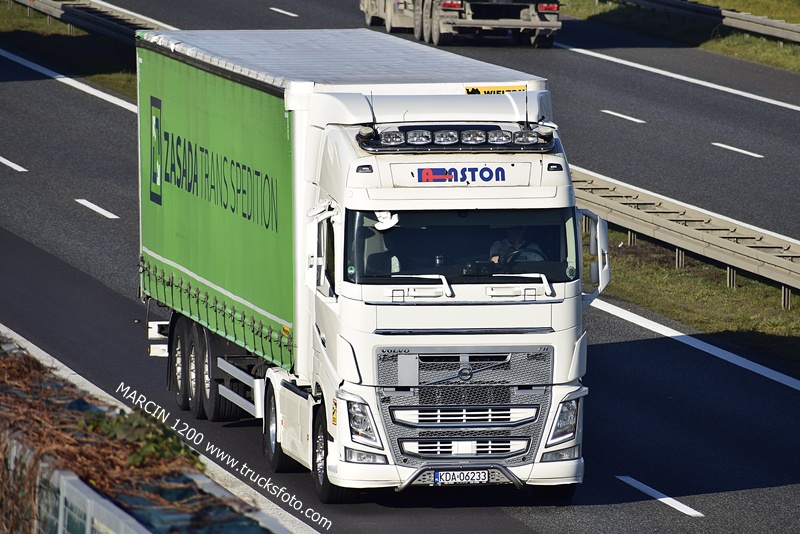 _DSC3860 ASTON-crop-VOLVO FH4.JPG
