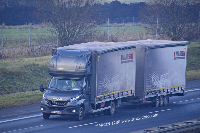 _DSC7493 BUS IVECO-crop-DAILY.JPG