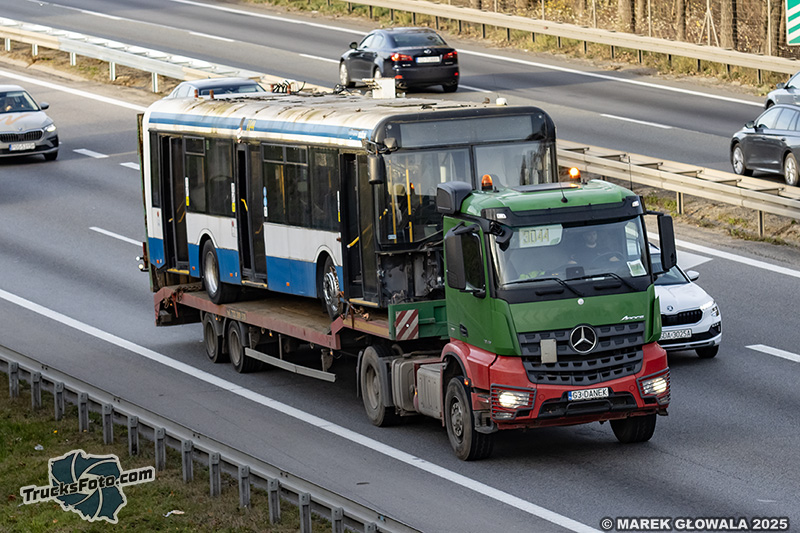 Mercedes-Benz Axocs Danek.jpg