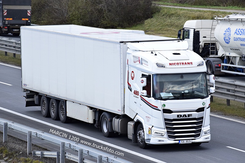 _DSC0218 NICOTRANS-crop-DAF XG.JPG