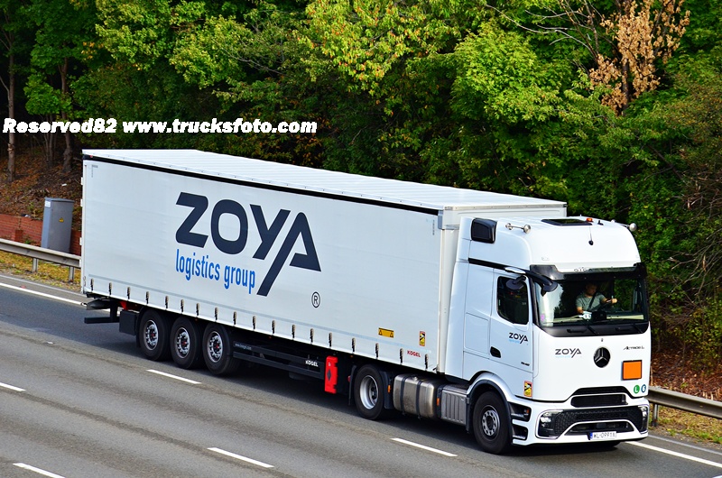 DSC_7379 Zoya.JPG
